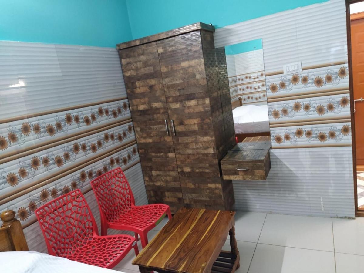 Prasanna Laxmi Residency Bhadrachalam Buitenkant foto